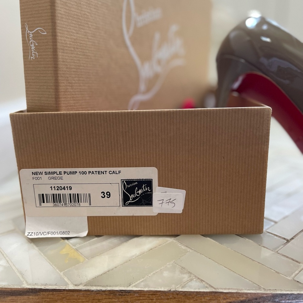 Christian Louboutin Taupe Patent Pointed-Toe Stilettos with Red Soles. Used - Picture 4 of 4